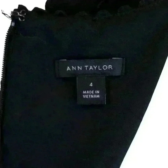 Ann Taylor Black Sleeveless Sheath Knee Length Dress Scalloped Crew Neck Size 4 - Picture 4 of 9